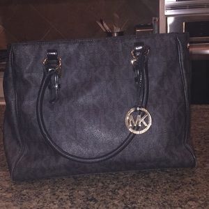 Large Michael Kors purse